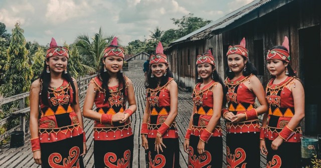 Девушки из Индонезии