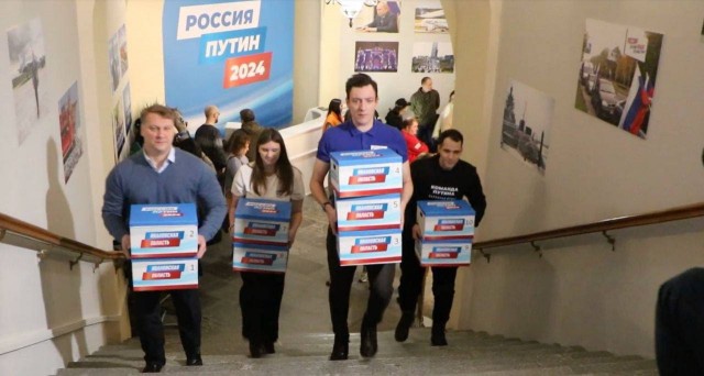Ивановская область одной из первых сдала подписи в поддержку выдвижения Владимира Путина