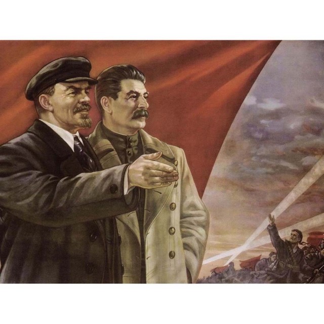 На День Октября-Ноября открытки Советов.
