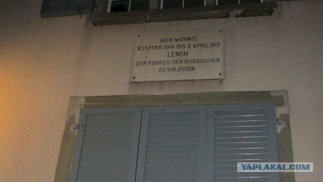 Мавзолей Ленина закроют!  (+18)