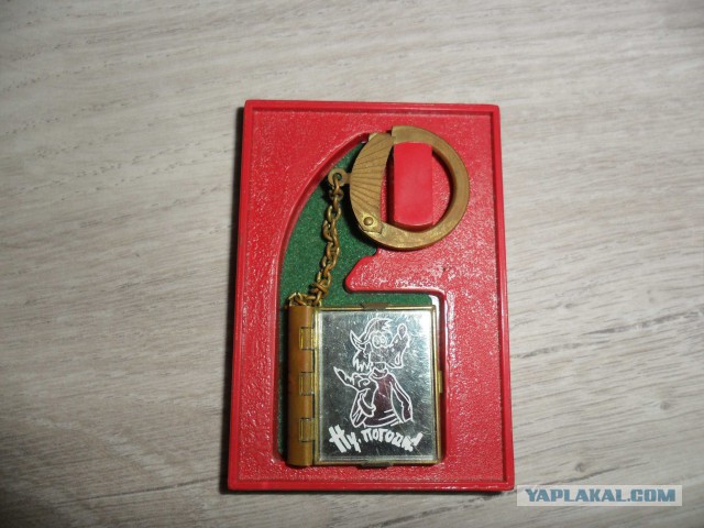 Обувная коробка