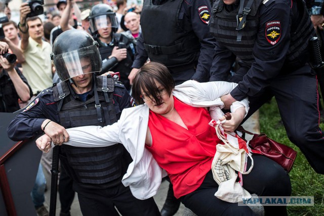 Пользователи соцсетей сообщают о стрельбе в Барселоне