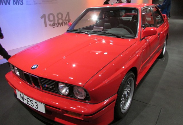 BMW, Mercedes и британцы. Красивых автофото пост