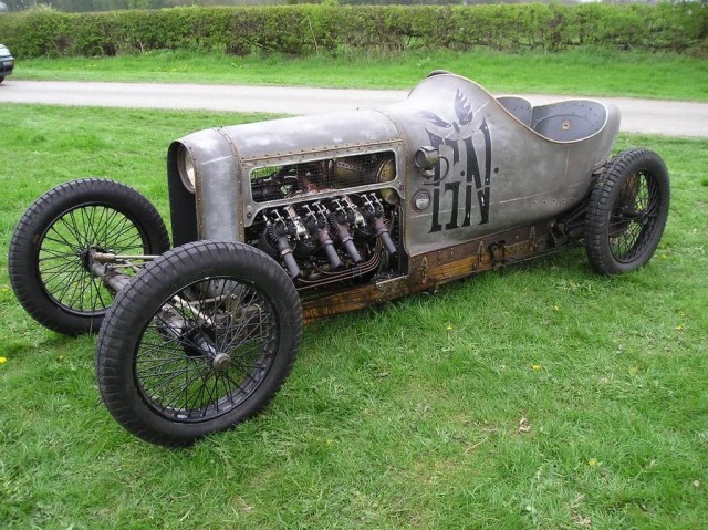 Игра на ЯПе: Угадай АВТО-5