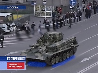 Фотожаба: танки в городе