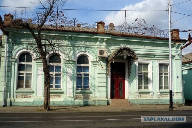 В Краснодаре бытовой конфликт перерос в драку со стрельбой из травматического пистолета
