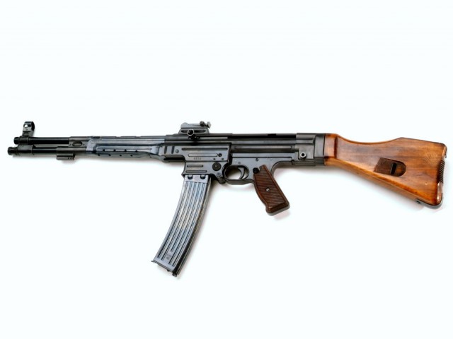 Фишки немецкого автомата МР-40, которых не было у других