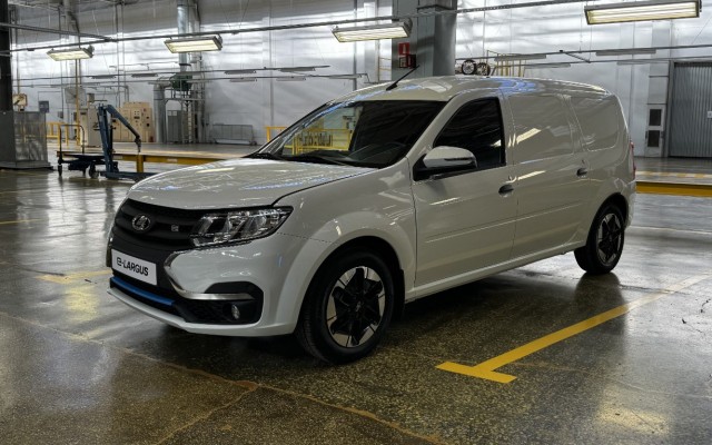 Началось серийное производство электромобиля Lada e-Largus за 3 млн рублей