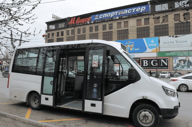 "Помогаю всем, а себе помочь не могу". 12 лет работаю социальным работником и честно о том, как опускаются мои руки