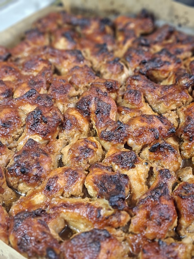 Окорочок куриный с овощами, запеченый.