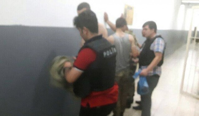 В Анкаре стрельба и попытка военного переворота
