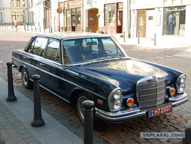 Билет в бизнес-класс 70-х: тест-драйв Mercedes-Benz W115