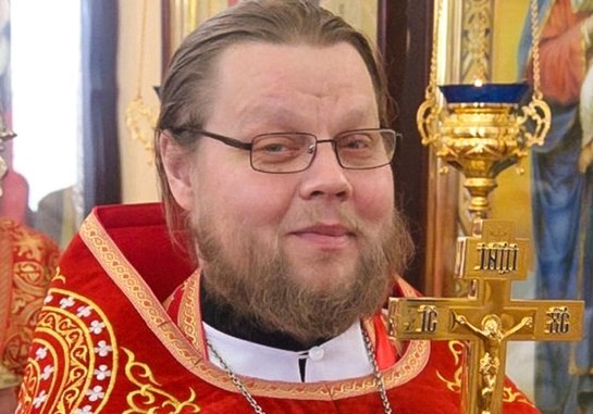 Российский священник сел на 5 лет за педофилию. До этого он был наркоманом, отжимал квартиры и разводил на деньги...Бог простит?