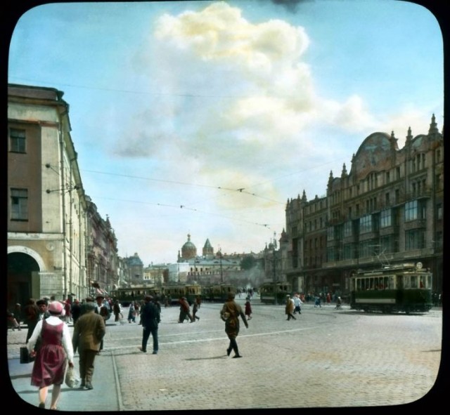 60 невероятных архивных фото Москвы 1931 года в цвете