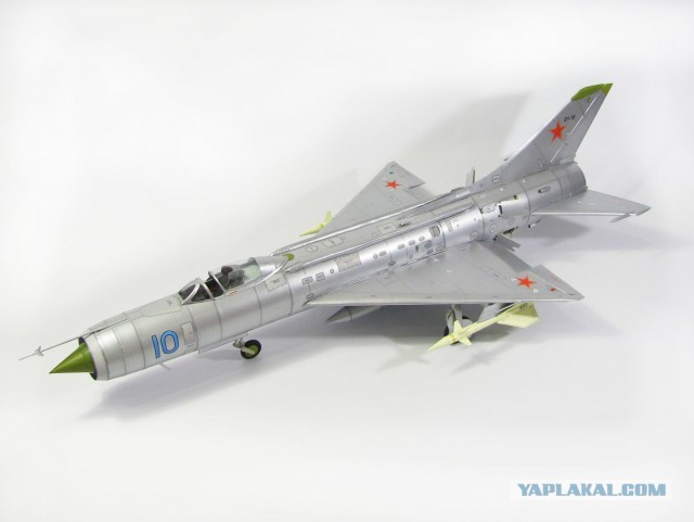 Су - 11. Модель самолета из бумаги