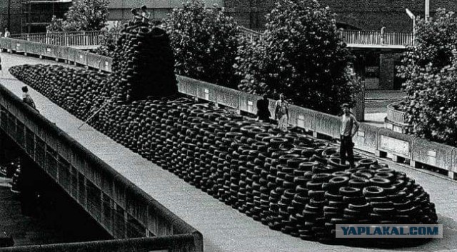 В Севастополе возник пожар после ракетной атаки