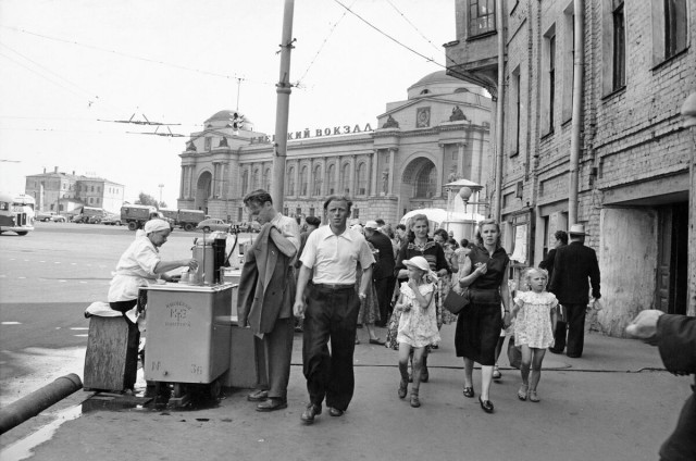 Прогулка по Москве 1959 года. Архивные снимки столицы 65-летней давности