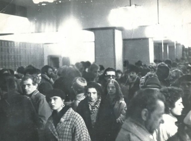 Дата в истории - "Сайгон" и "Спокойной Ночи, Малыши"