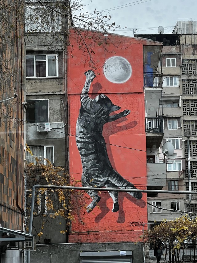 Мурал с котэ для котовторника