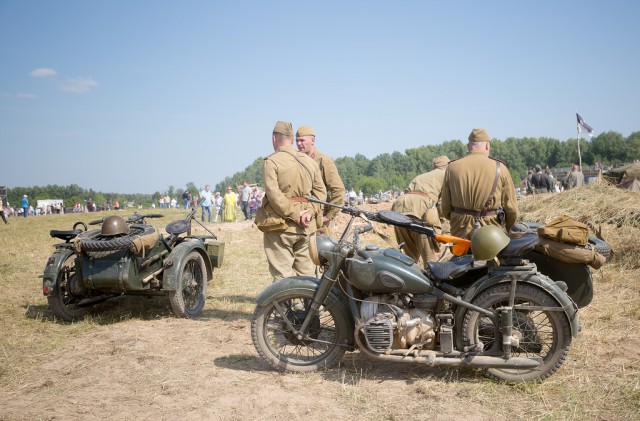 От поражения до победы. 1941-1944 реконструкция.