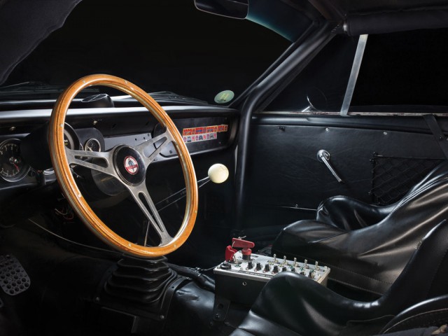 Американские автомобили 60-х. Картинки с аукциона.