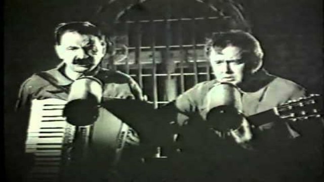 "С Наступающим вас, пидaры!"