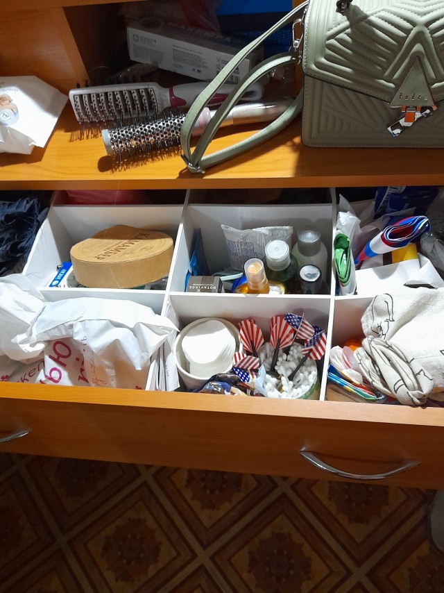 Полка или ящик, которые есть у каждого