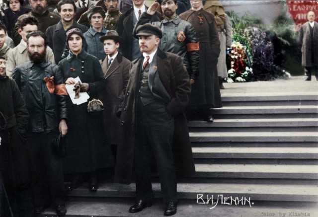 Жизнь Ленина в 35 фотографиях
