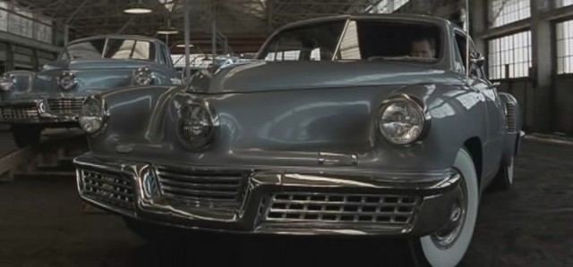 Фильмы, в которых важную роль играют автомобили.