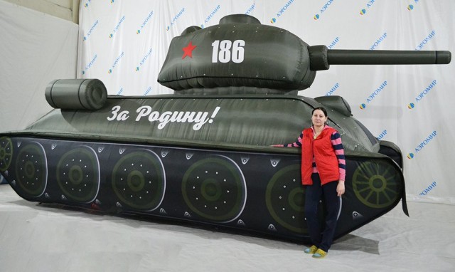 "У Русских закончились танки, остались только надувные".