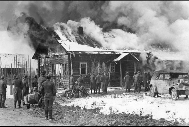 «Мы мертвых не боялись, это все были знакомые люди»