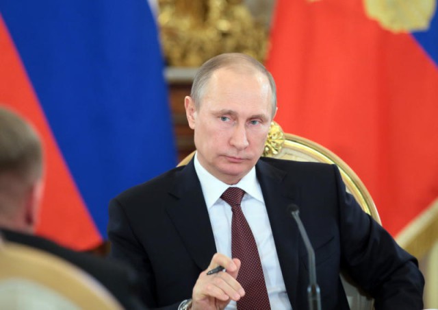 Путин, который смотрит на разные вещи по-разному..