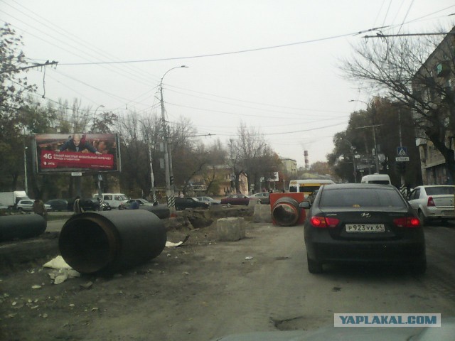 Леха из Саратова продолжает учить ПДД