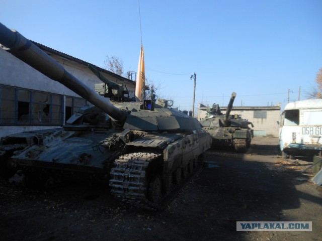 Зачистка аэропорта от войск украинских ВС