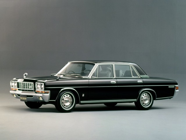 7 автомобилей из коллекции Брежнева, которые советским гражданам и не снились