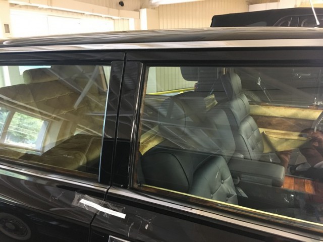 В Москве обнаружили склад с уникальными советскими автомобилями (тут их больше 50!)