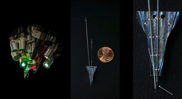 Стартап Илона Маска Neuralink представил считывающие информацию из мозга «нити»-импланты и вживляющего их робота
