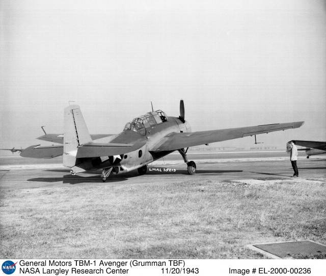 Настоящий Мститель от Grumman, а не поделка от Marvell. TBF/TBM Avenger.