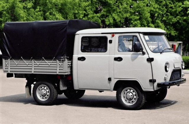 Toyota Motor официально представила новое поколение самого популярного в мире пикапа Hilux