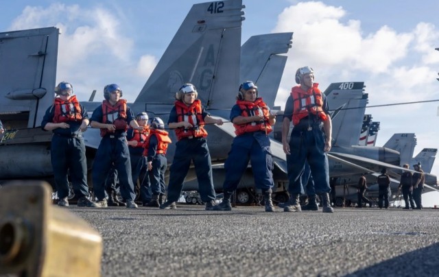 США наращивают силы на Ближнем Востоке