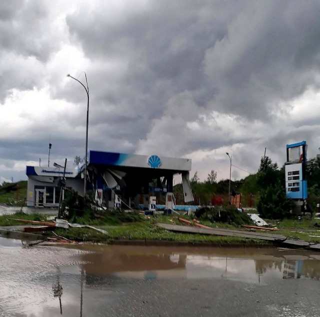 Торнадо в Свердловской области