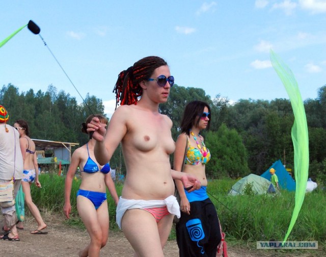 Пустые холмы 2011