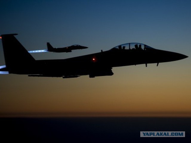 Базу ИГИЛ сравняли с землей из-за селфи