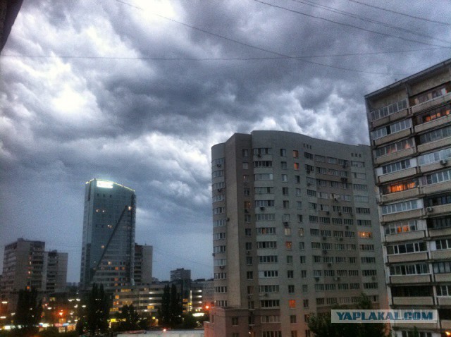 Подмосковье в эти минуты