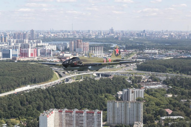 Перегон восстановленного штурмовика Ил-2