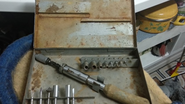 Шуруповерт из СССР - Makita нервно курит в сторонке