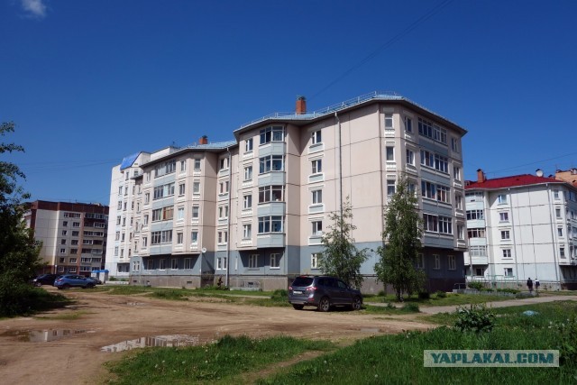 Зачем бабы пищат и верещат?