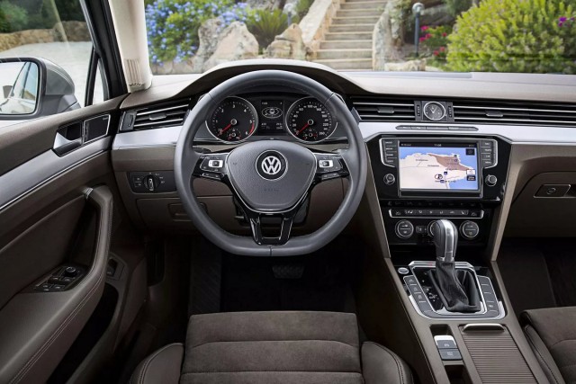 50 лет Volkswagen Passat