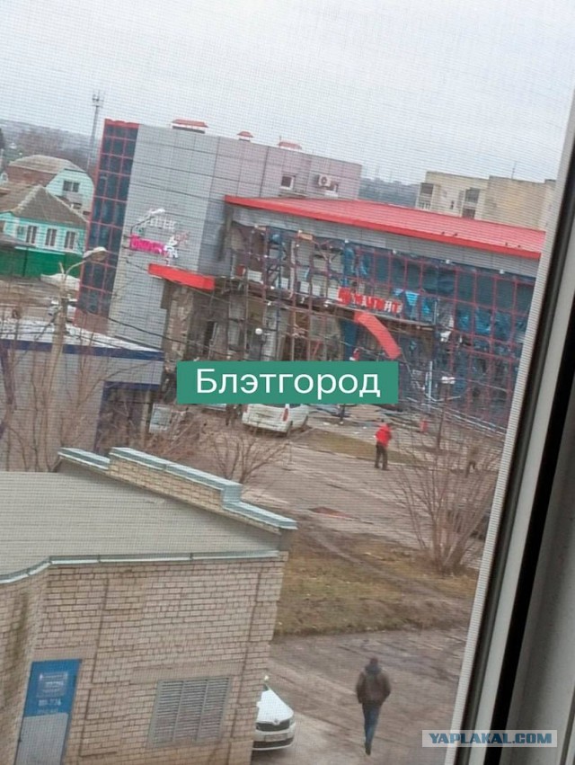 Пожар на нефтебазе в Курске