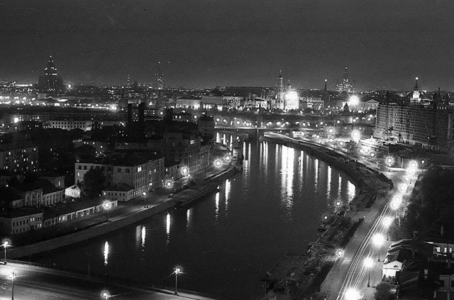 Москва и москвичи. Двадцатый век. 10.10.24